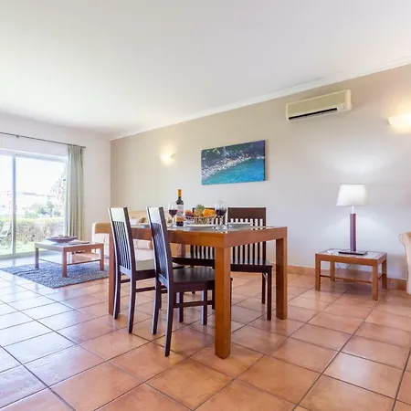 Apartment Vila Mos By Seewest